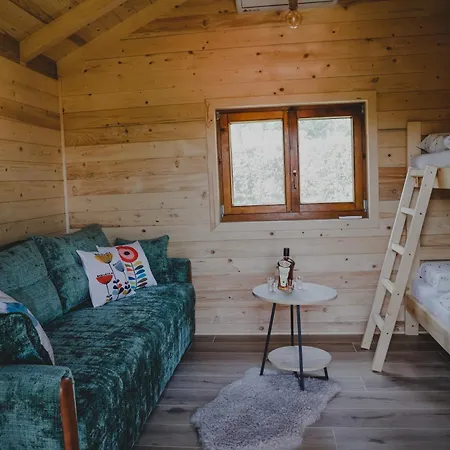 Stara Kuca I Brvnara * Velerec